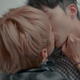 濃厚なキス… K-POP初、ゲイを告白した男性アイドルのMVが切ない